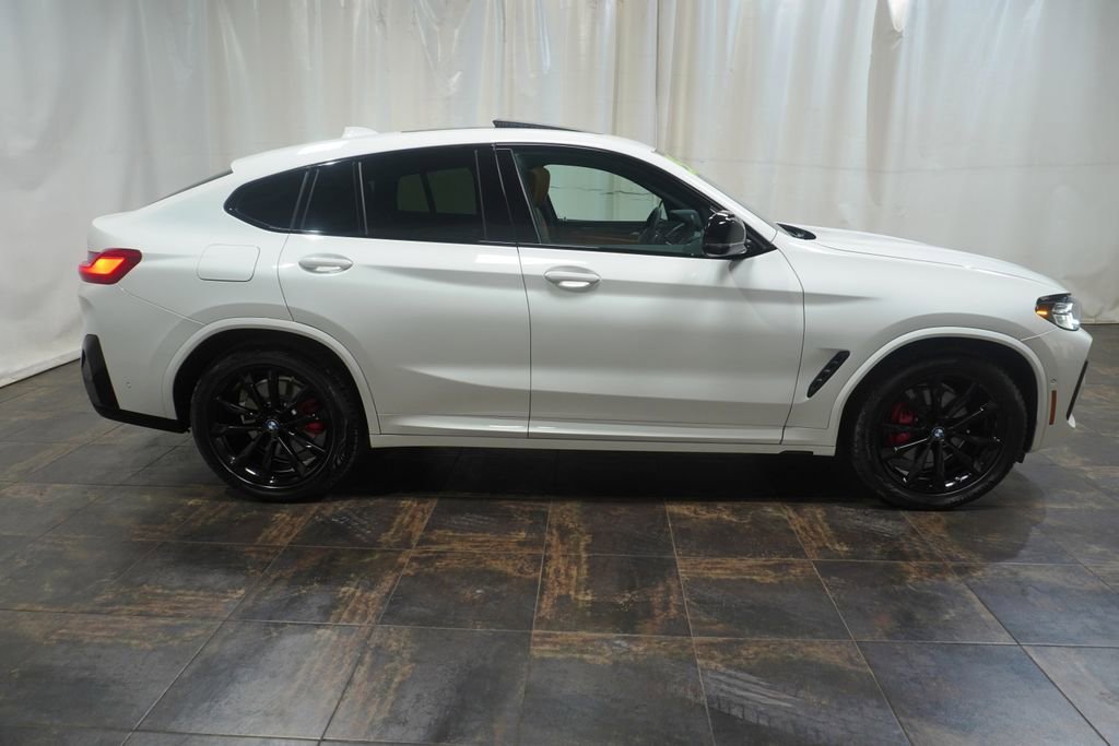 Used 2025 BMW X4 M40i image 3