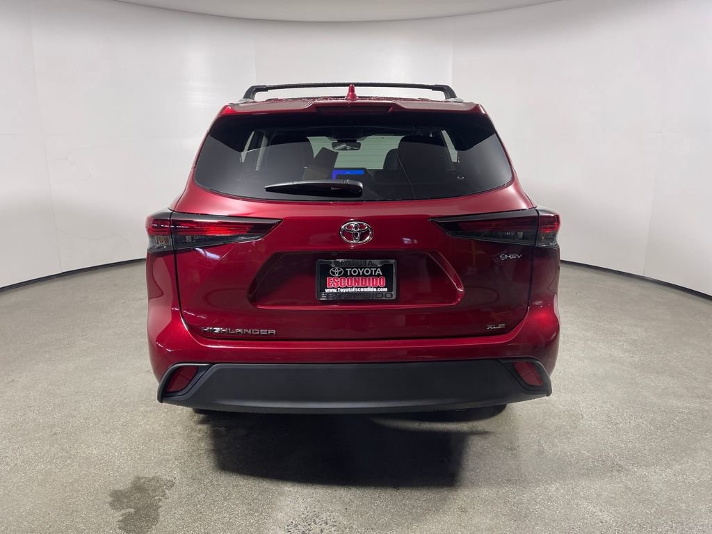New 2026 Toyota Highlander XLE image 4