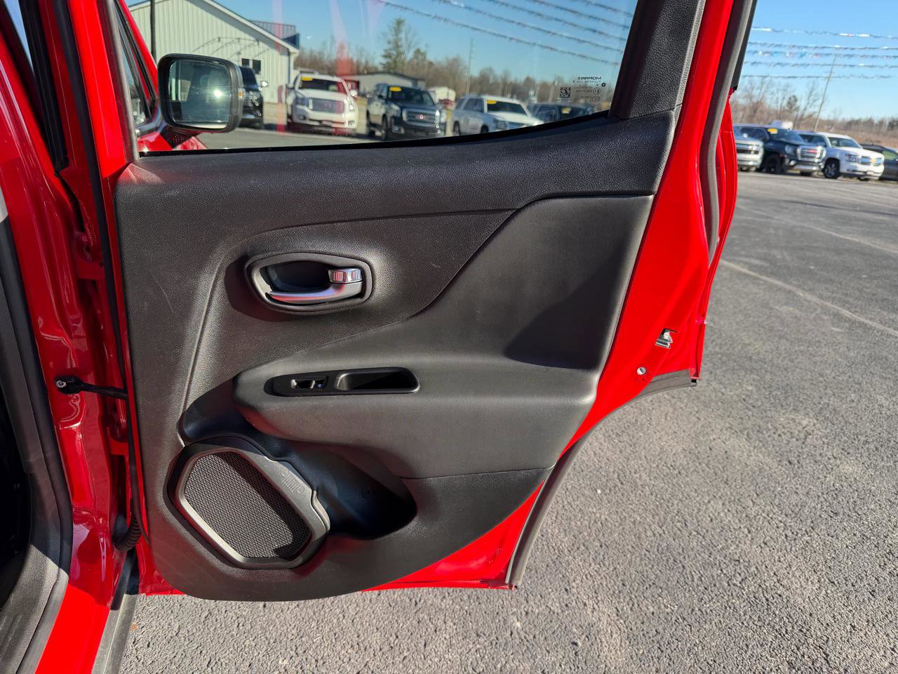Used 2021 Jeep Renegade Limited image 18
