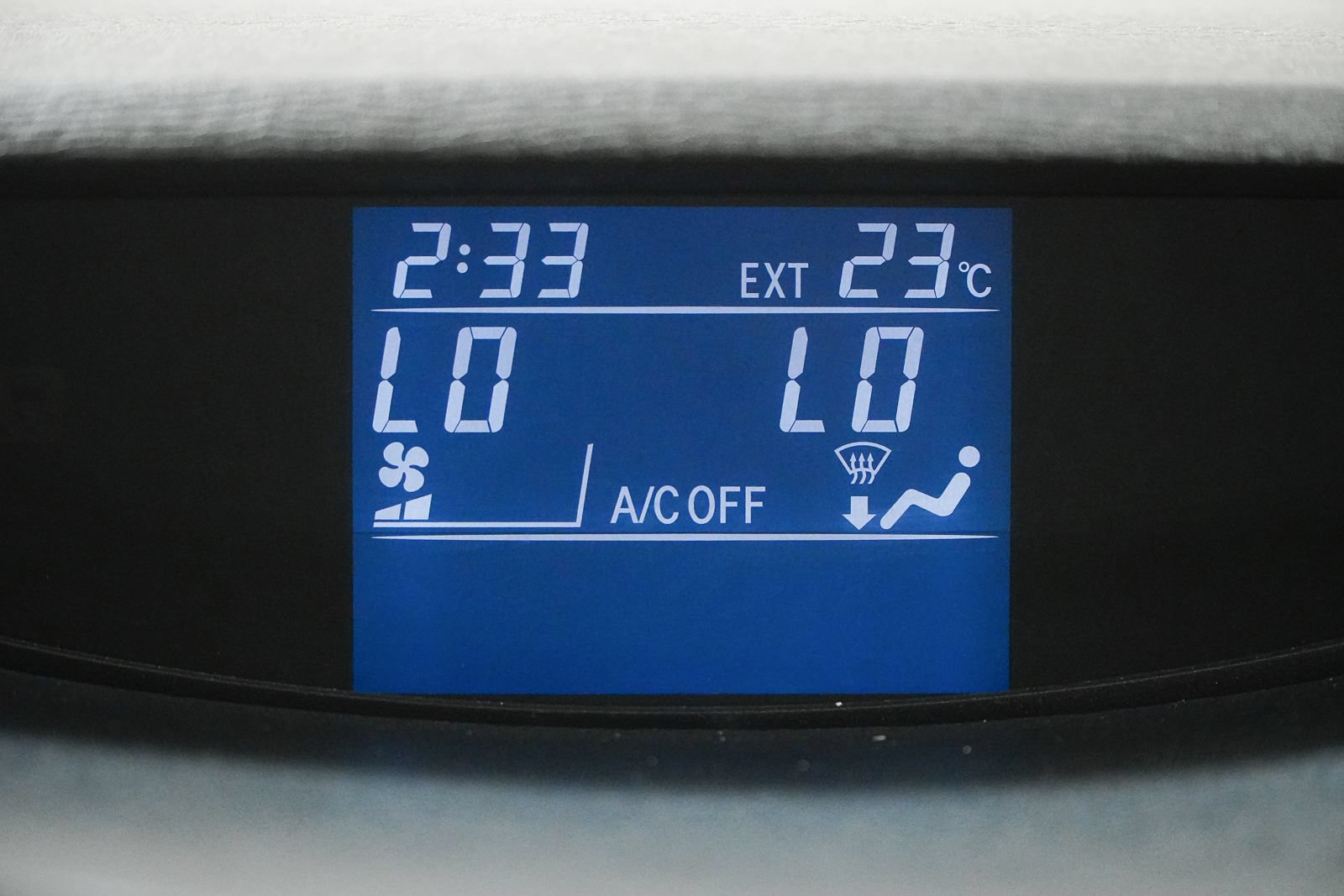 Used 2013 Toyota Venza LE FWD image 25