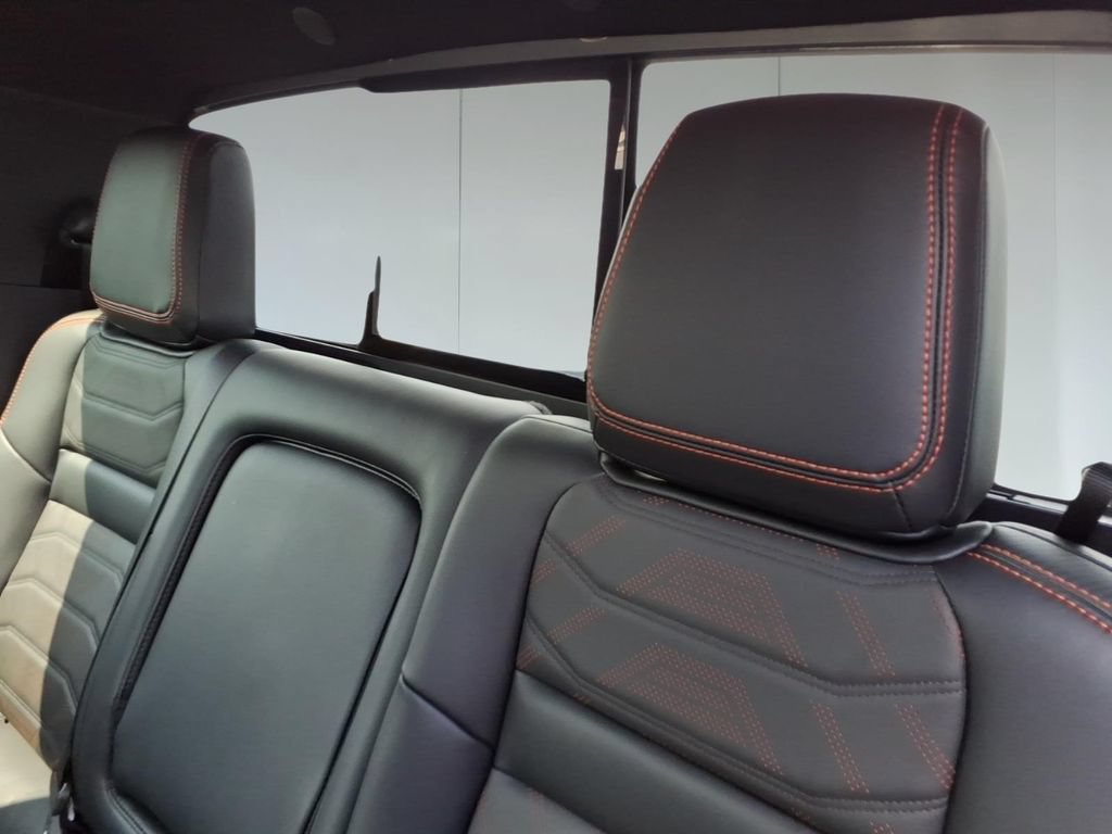 New 2025 Nissan Frontier PRO-4X w/ Pro Premium Package AWD/4WD image 11