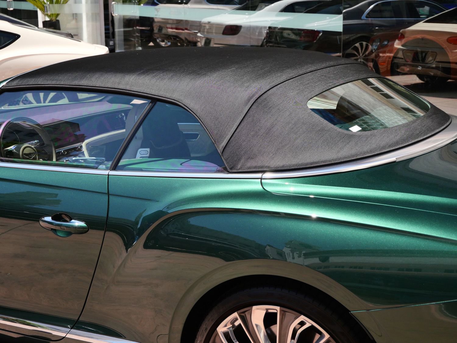 Used 2022 Bentley Continental GT Mulliner AWD/4WD image 10