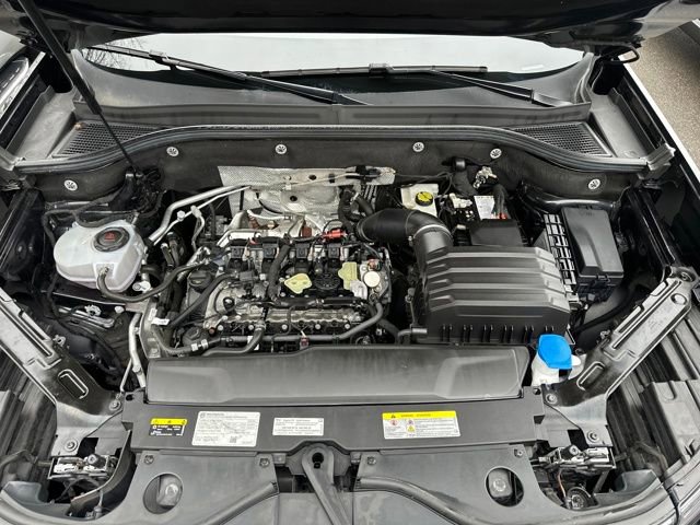 Used 2024 Volkswagen Atlas SEL Premium R-Line image 53