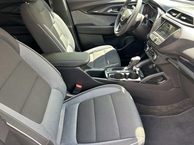 Used 2022 Chevrolet TrailBlazer LT image 28