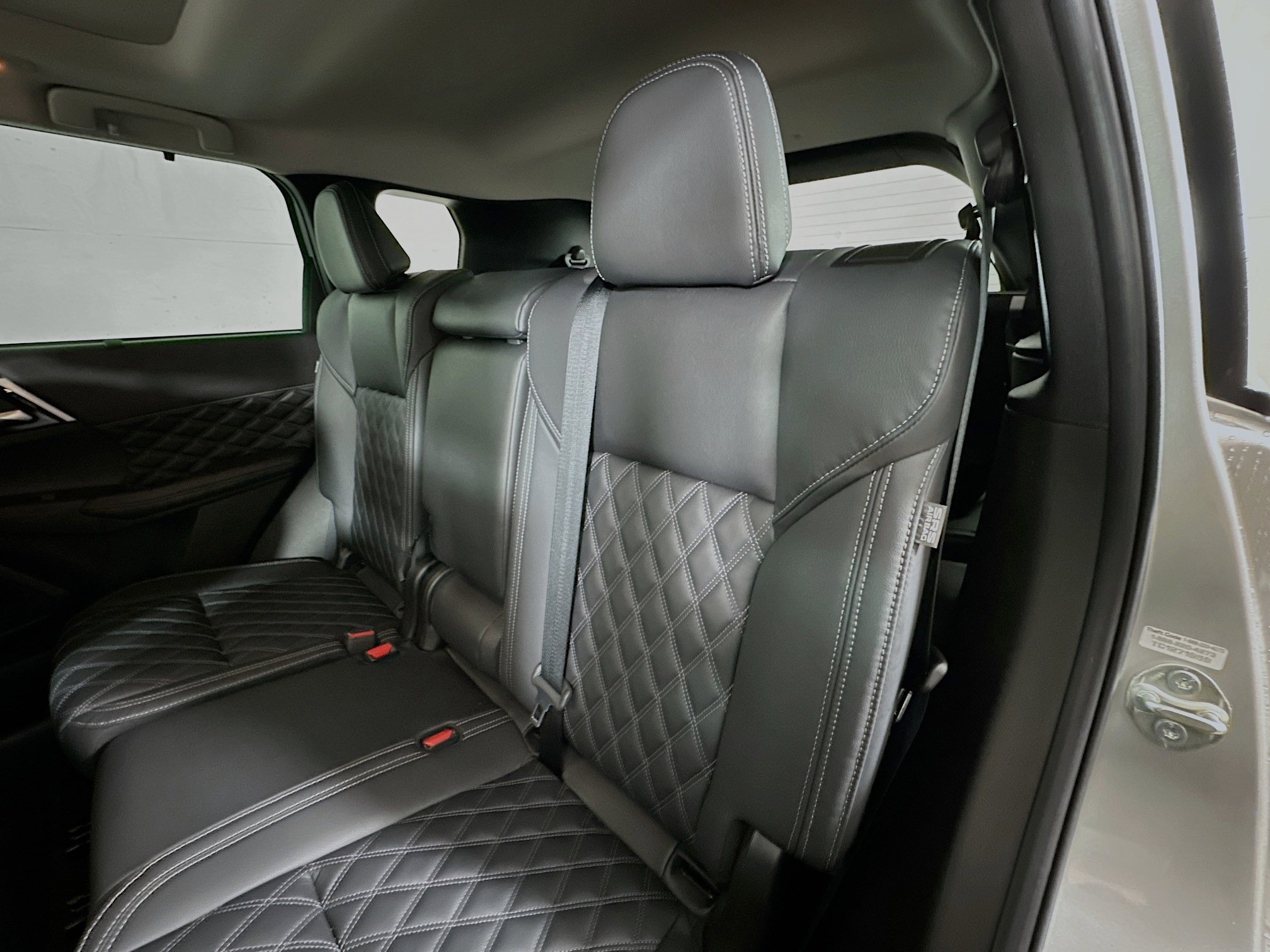 Used 2023 Mitsubishi Outlander SEL 40th Anniversary image 25