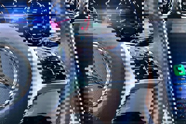 Certified 2025 Mercedes-Benz C 300 4MATIC Sedan image 15