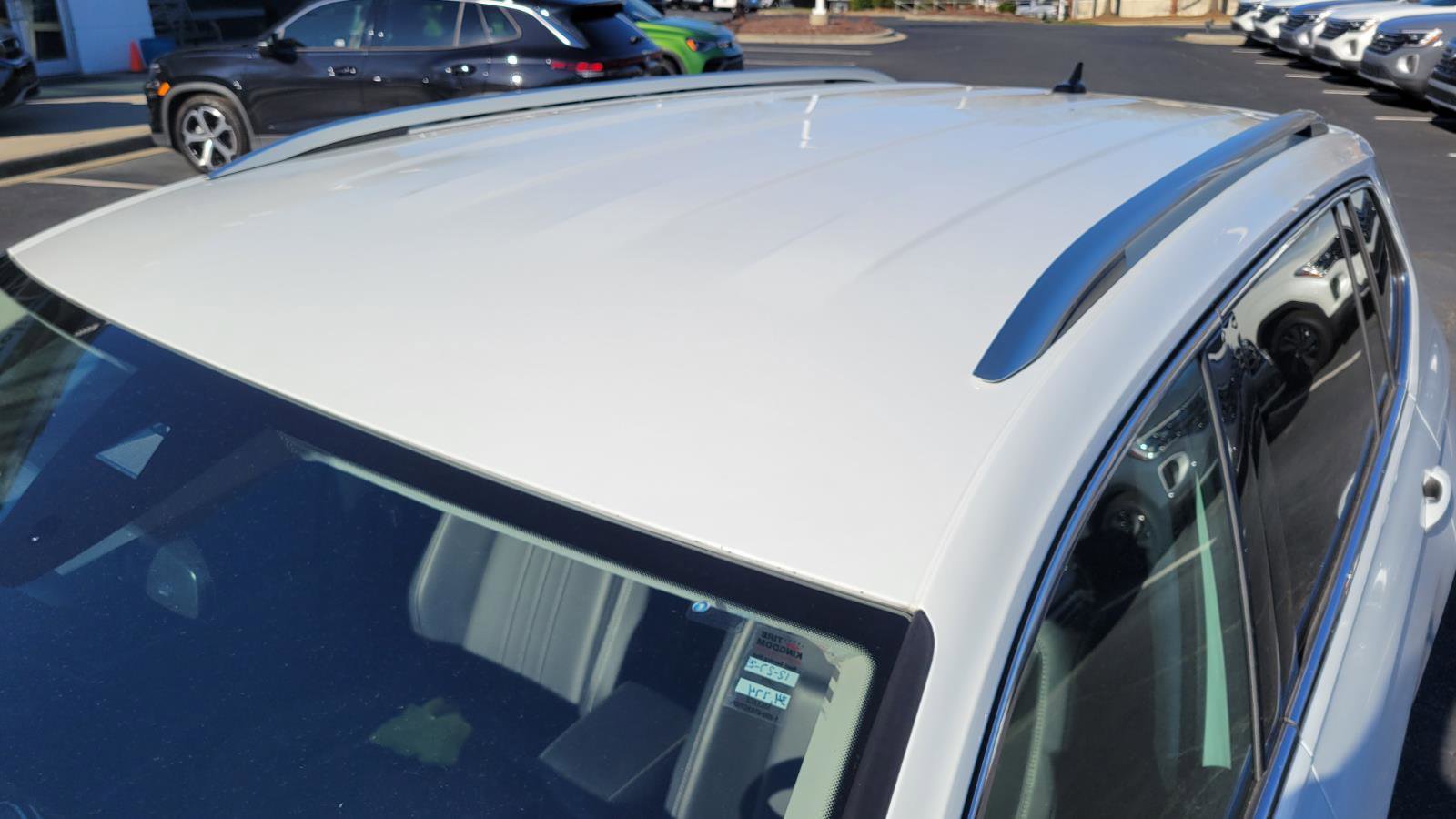 Certified 2024 Volkswagen Tiguan SE image 16