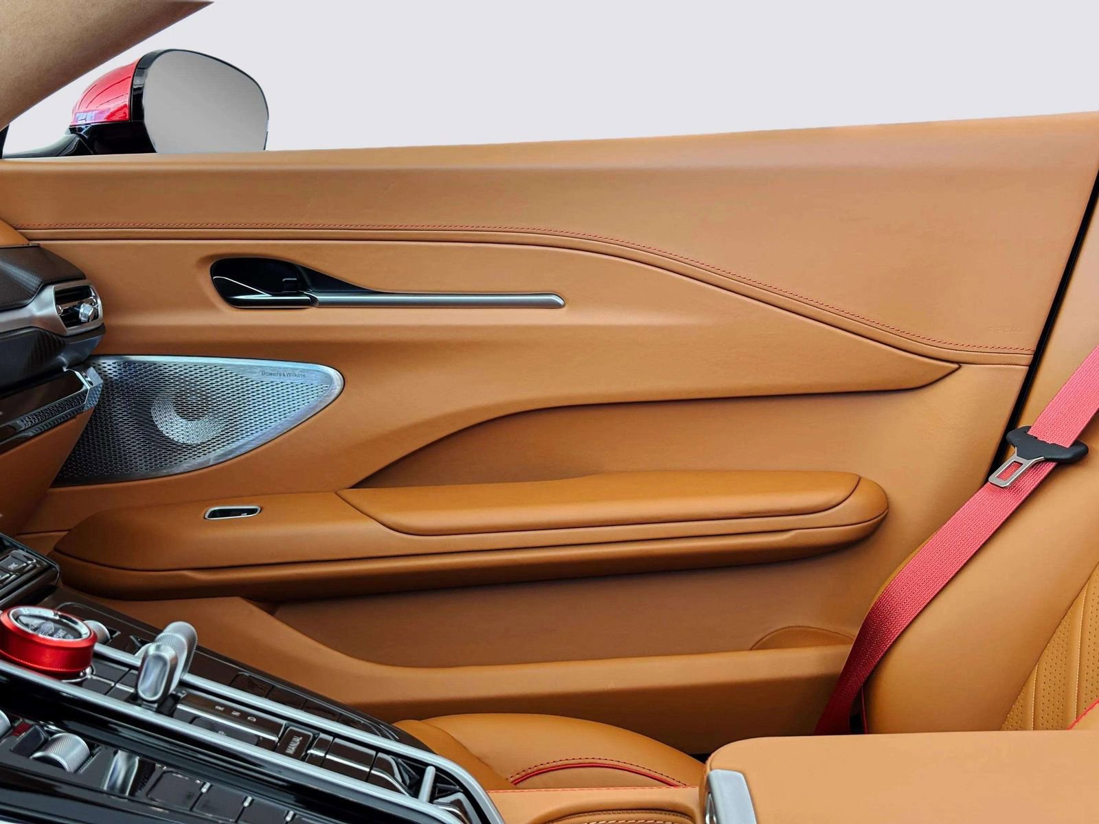 New 2026 Aston Martin V8 Vantage S image 19