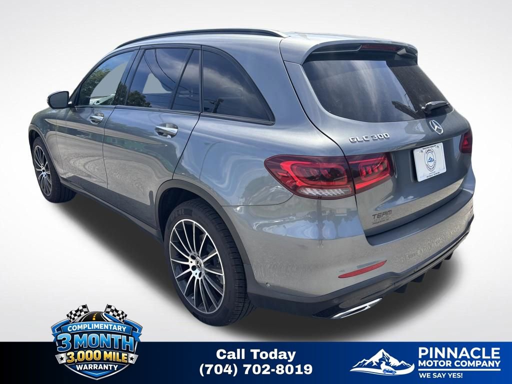Used 2021 Mercedes-Benz GLC 300 w/ AMG Line image 7