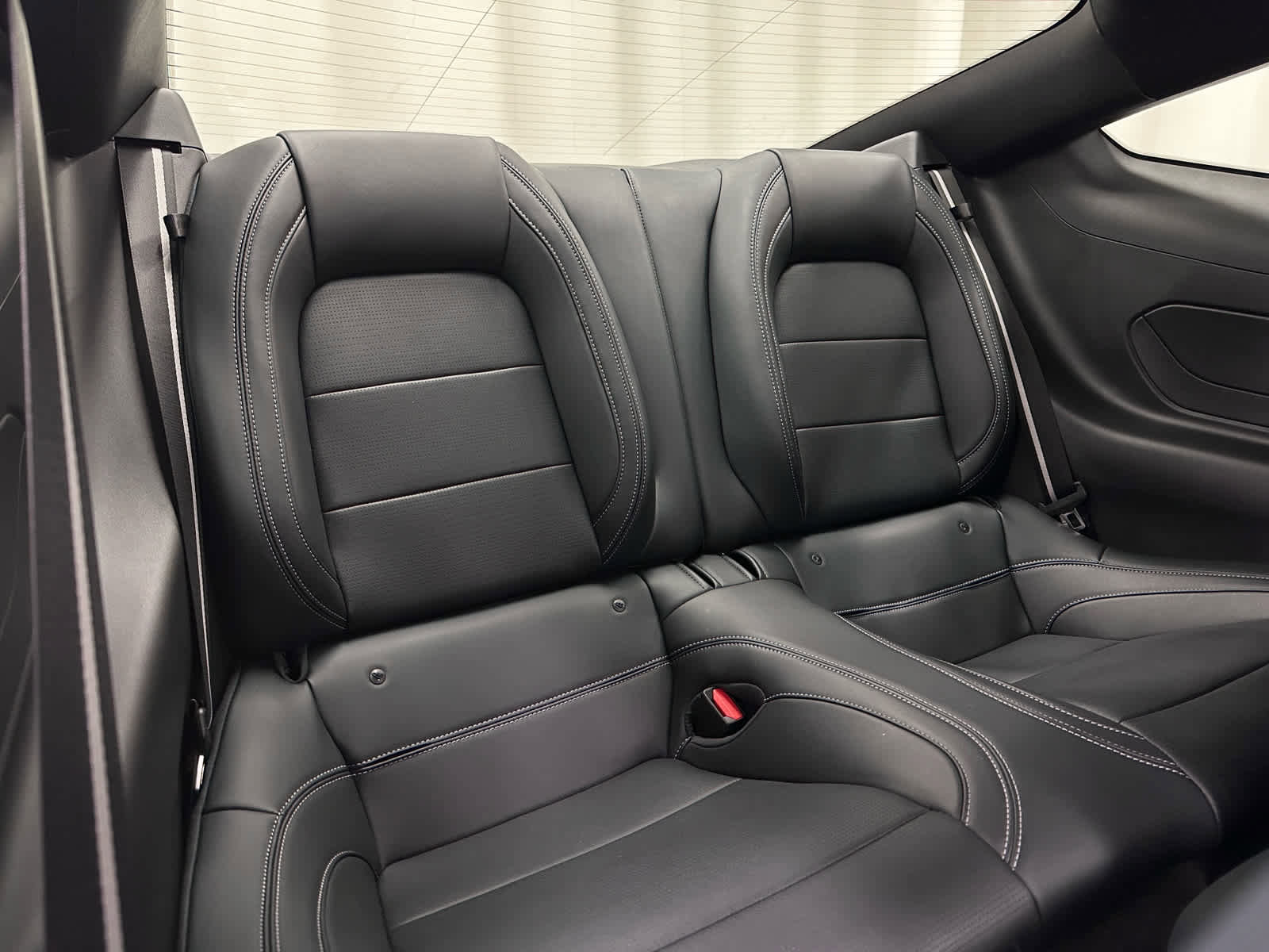 Used 2025 Ford Mustang GT Premium image 18