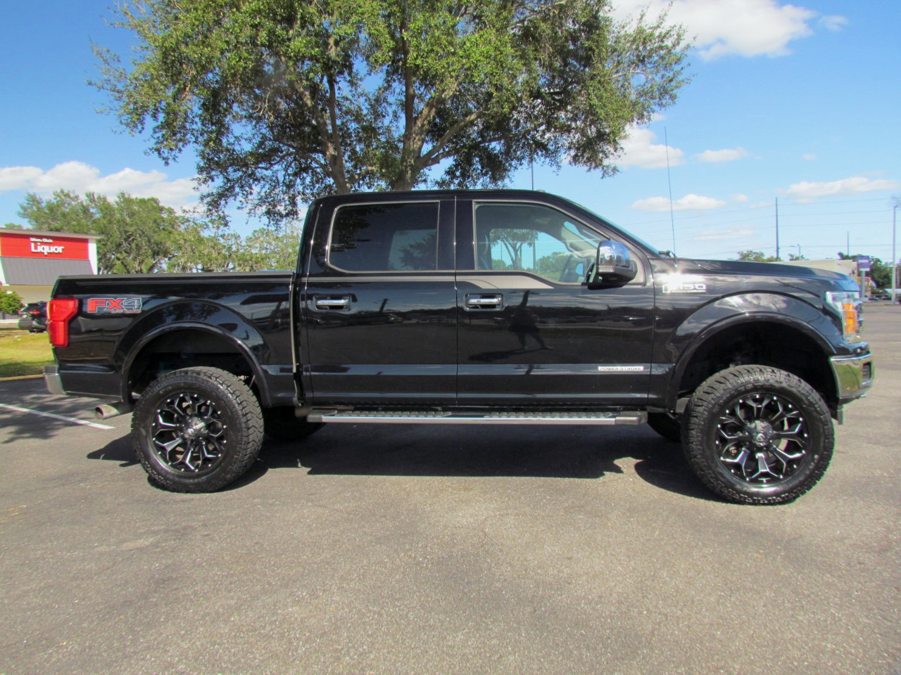 Used 2018 Ford F150 Lariat image 11