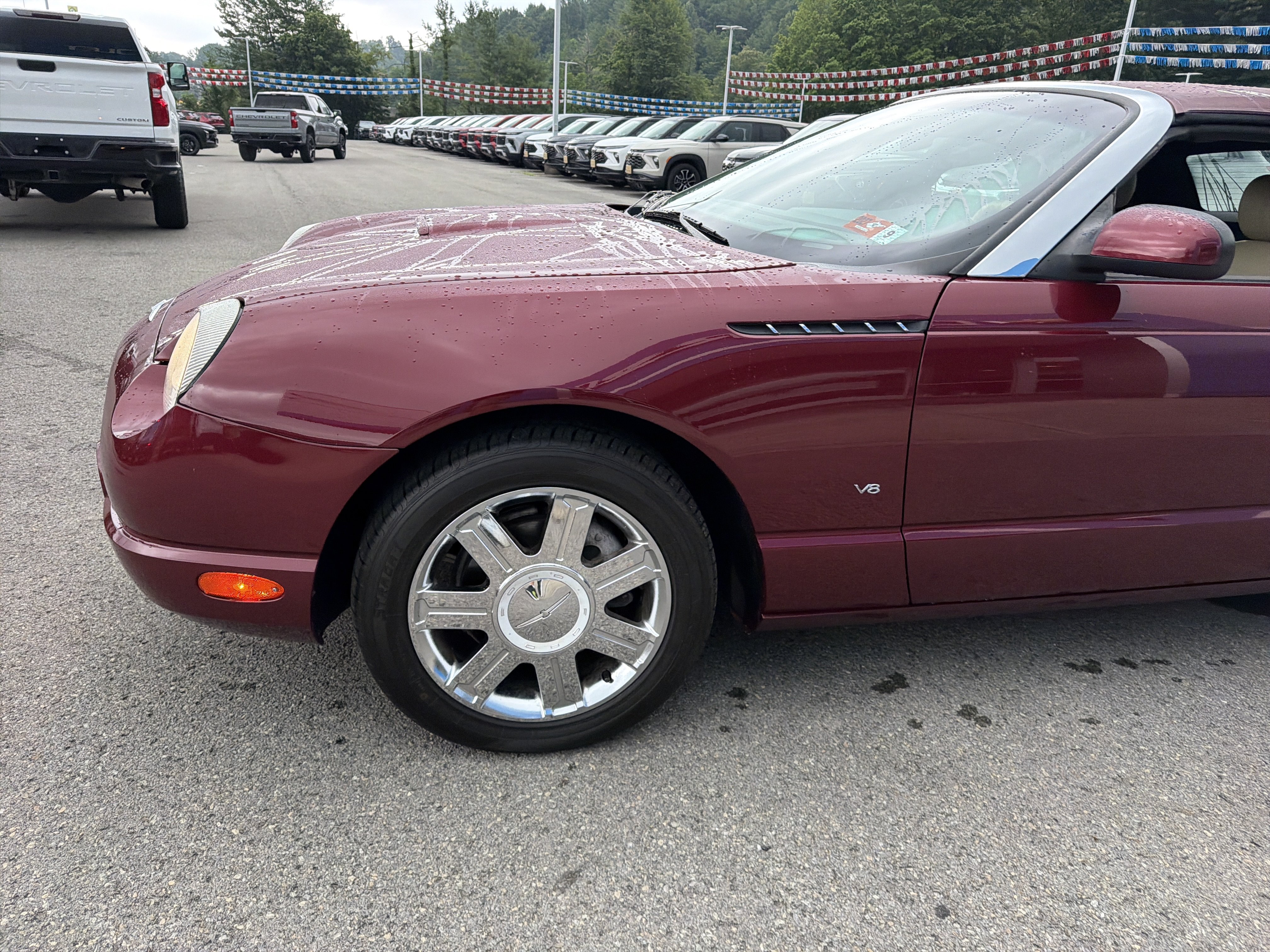 Used 2004 Ford Thunderbird RWD image 9