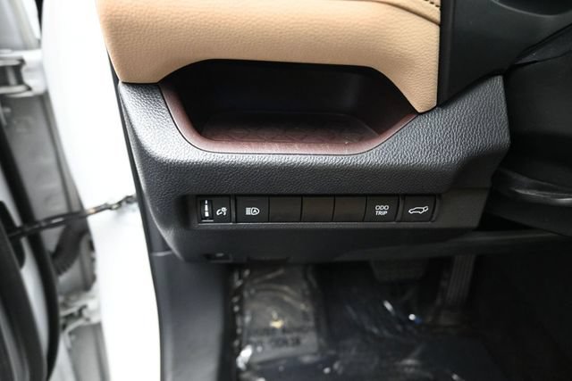 Used 2024 Toyota RAV4 Limited AWD/4WD image 16