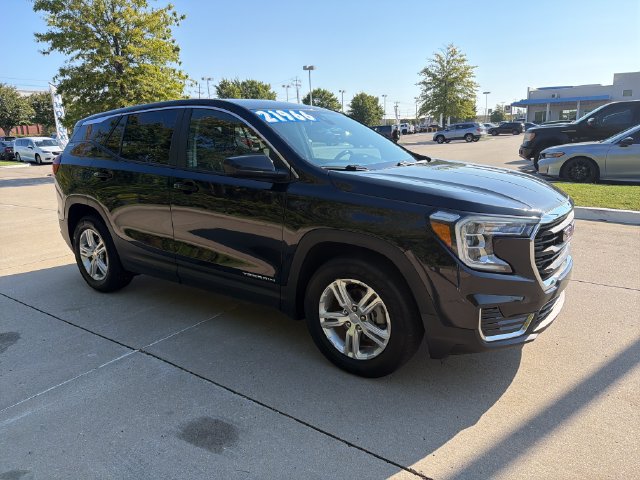 Used 2024 GMC Terrain SLE FWD image 7