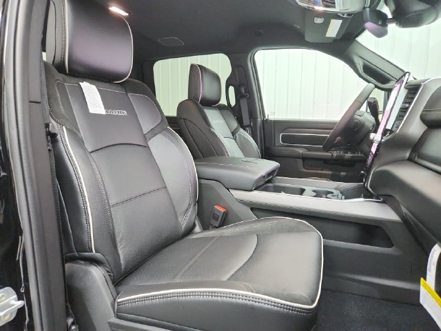 New 2026 RAM 2500 Laramie AWD/4WD image 48