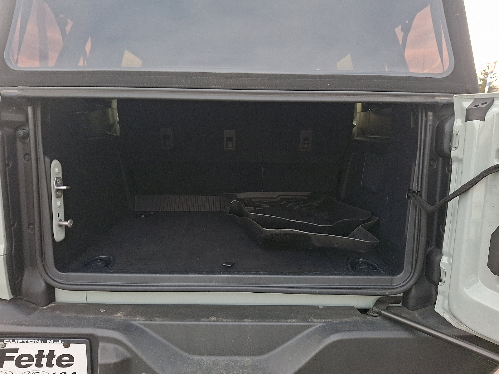 Used 2023 Ford Bronco Big Bend w/ Sasquatch Package image 28