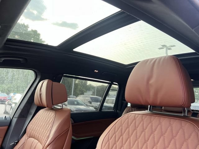 New 2027 BMW X7 M60i AWD/4WD image 24