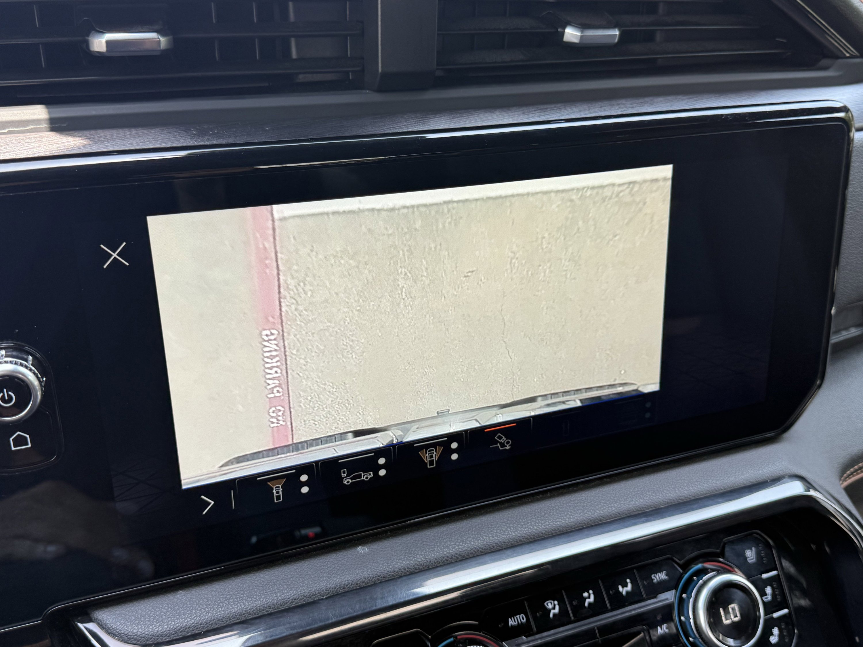 Used 2024 GMC Sierra 1500 AT4 image 76