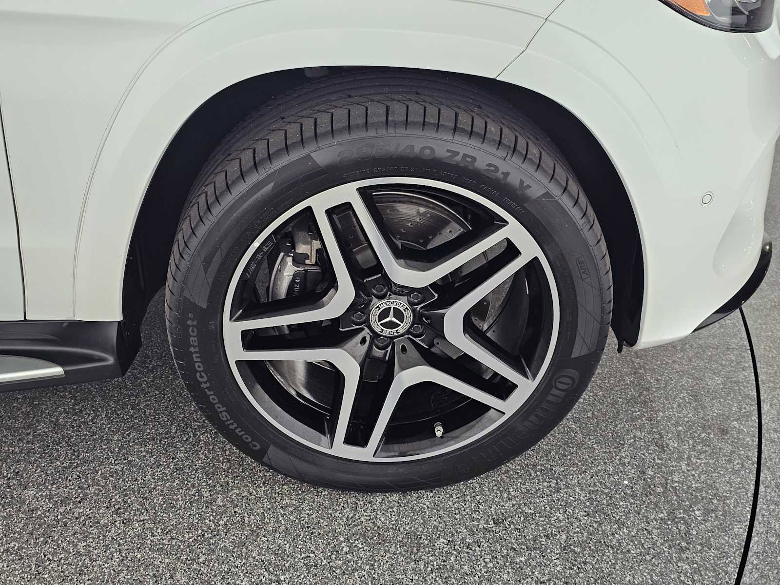 Used 2019 Mercedes-Benz GLS 550 4MATIC image 9