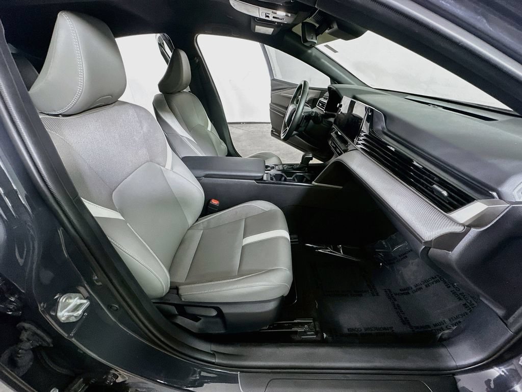 Used 2025 Toyota Camry SE w/ Multimedia Upgrade Package FWD image 12