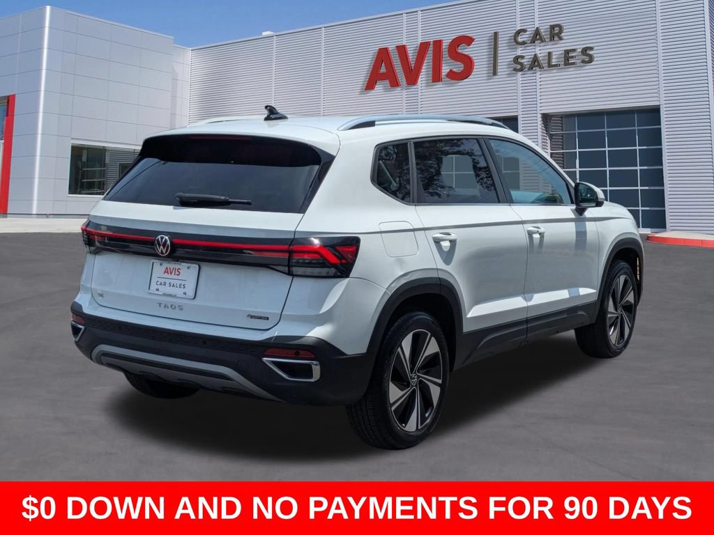 Used 2025 Volkswagen Taos SE AWD/4WD image 6