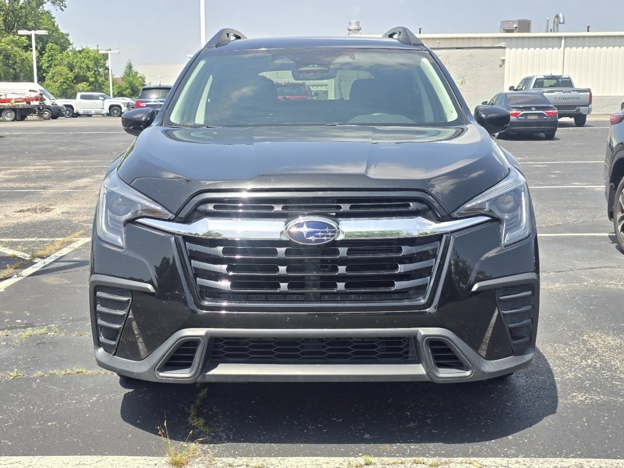 Used 2024 Subaru Ascent Premium w/ Convenience Package AWD/4WD image 2