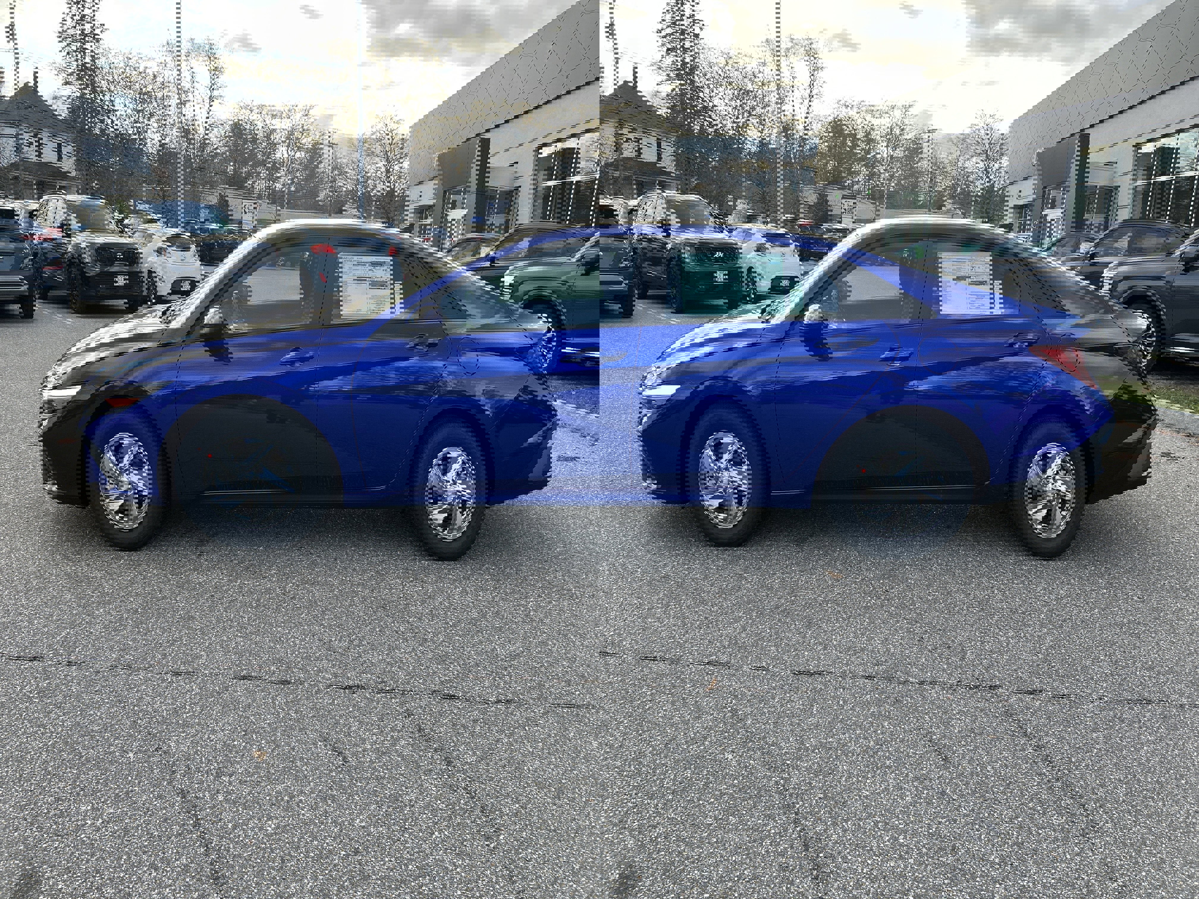 New 2026 Hyundai Elantra SE image 2