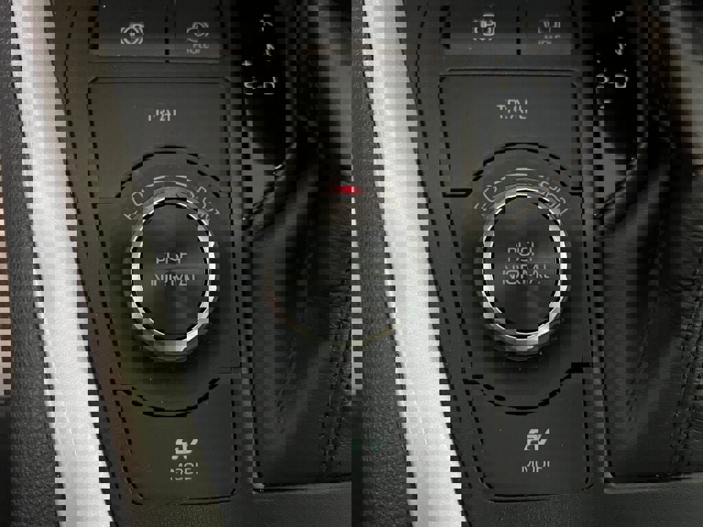 Used 2024 Toyota RAV4 XLE image 13