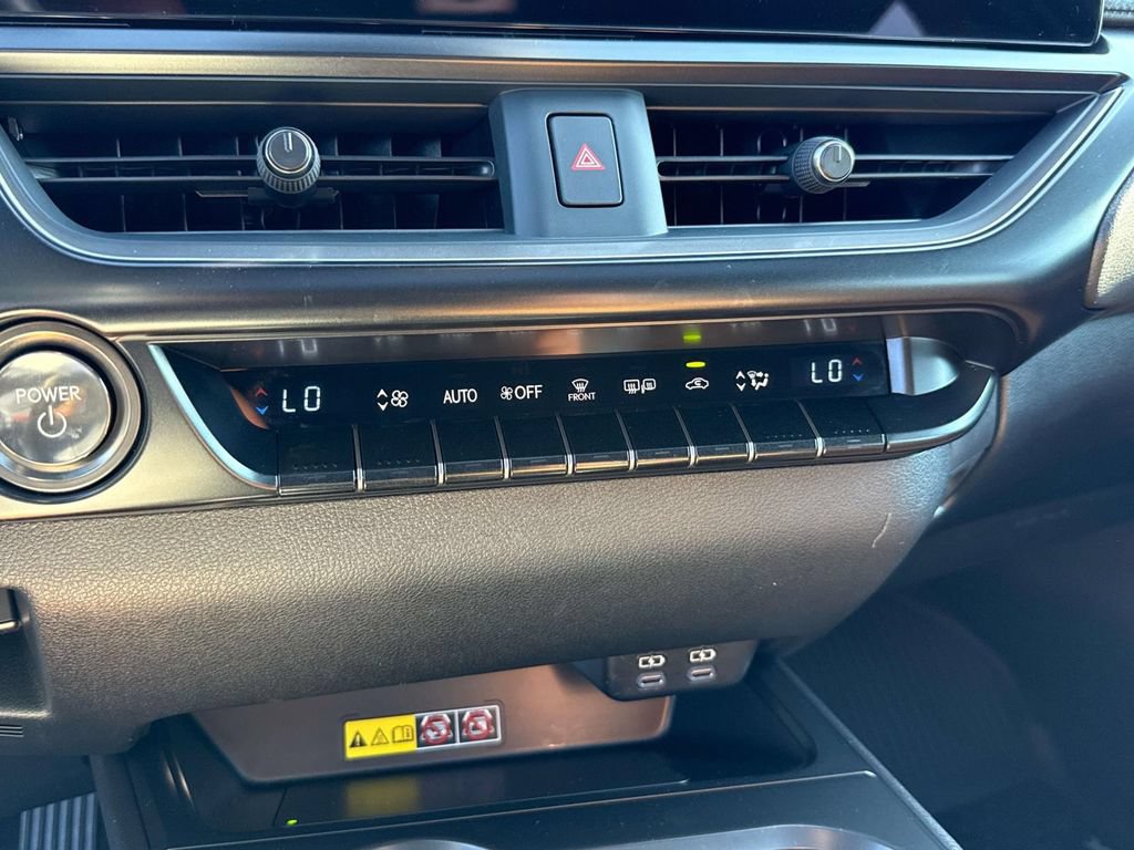 Used 2025 Lexus UX 300h AWD w/ Accessory Package (Z1) image 19