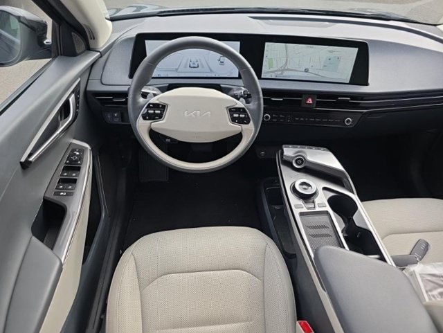 Used 2023 Kia EV6 Wind w/ Wind Technology Package AWD/4WD image 7