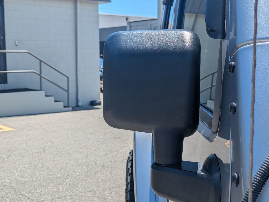 Used 2013 Jeep Wrangler Unlimited Sahara w/ Connectivity Group AWD/4WD image 13