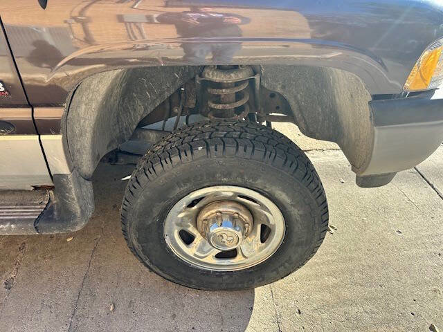 Used 1998 Dodge Ram 2500 Truck 4x4 Quad Cab image 29