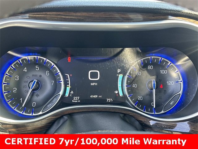 Certified 2021 Chrysler Pacifica Limited image 30