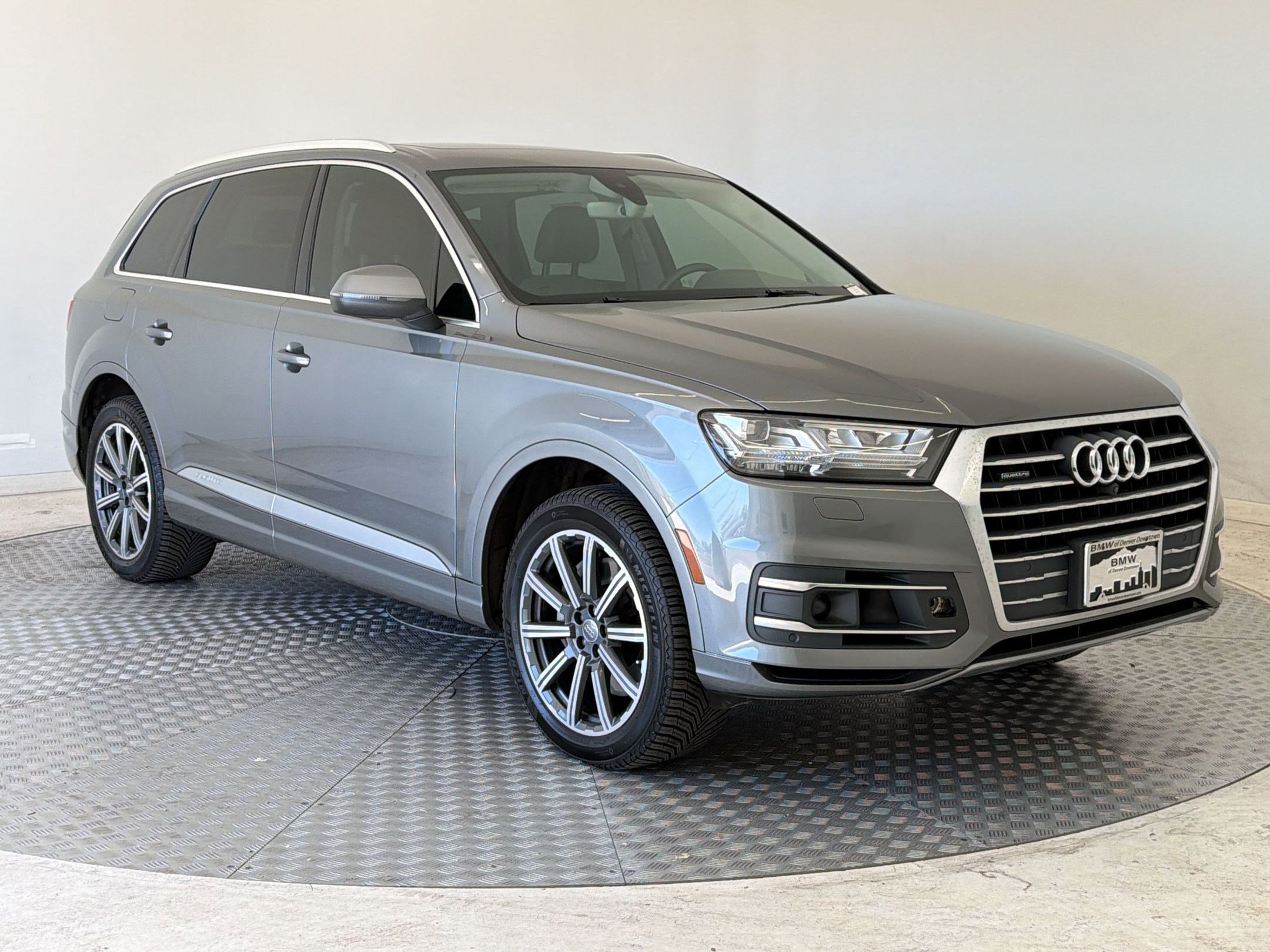 Used 2017 Audi Q7 3.0T Premium Plus w/ Premium Plus Package image 7