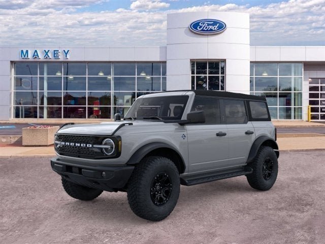 New 2026 Ford Bronco Outer Banks w/ Sasquatch Package