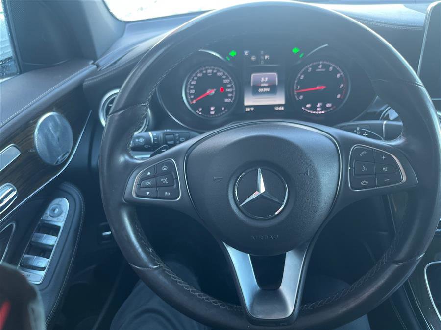 Used 2017 Mercedes-Benz GLC 300 4MATIC image 25
