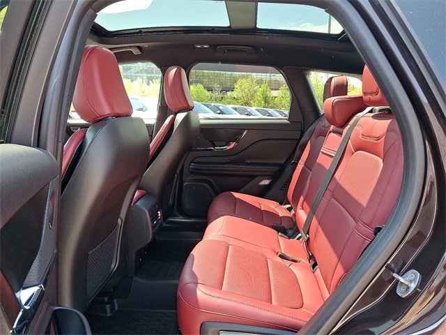 Used 2023 Lincoln Corsair Reserve w/ Equipment Group 202A image 10