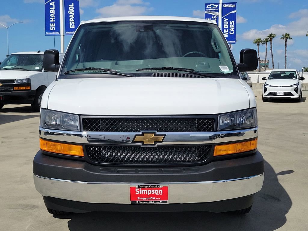 New 2026 Chevrolet Express 3500 Extended RWD image 19
