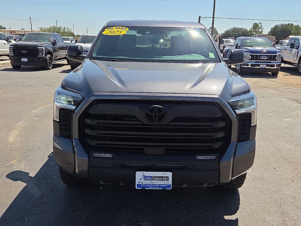 Used 2025 Toyota Tundra SR5 w/ SR5 Premium Package AWD/4WD image 8