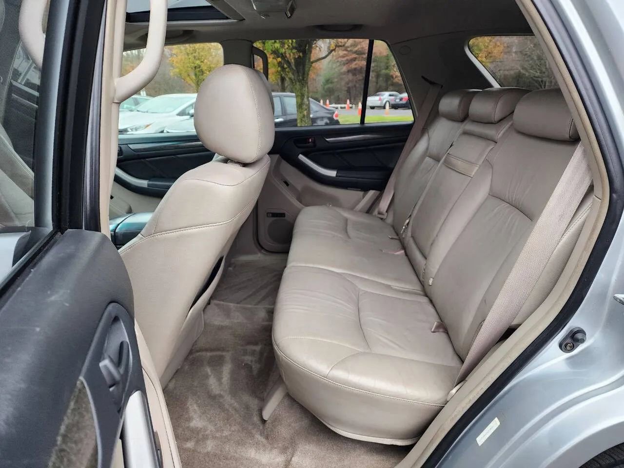 Used 2004 Toyota 4Runner Limited image 29