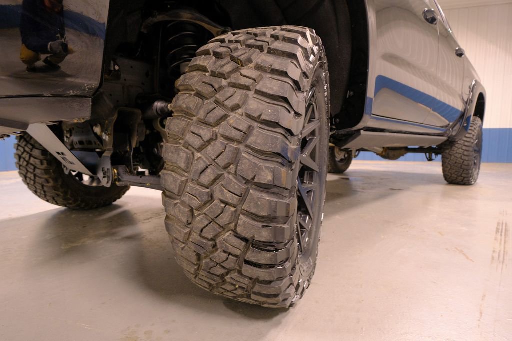 Used 2025 Chevrolet Silverado 1500 RST w/ Convenience Package II image 41