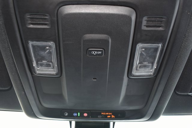 Used 2021 GMC Yukon XL SLE image 30
