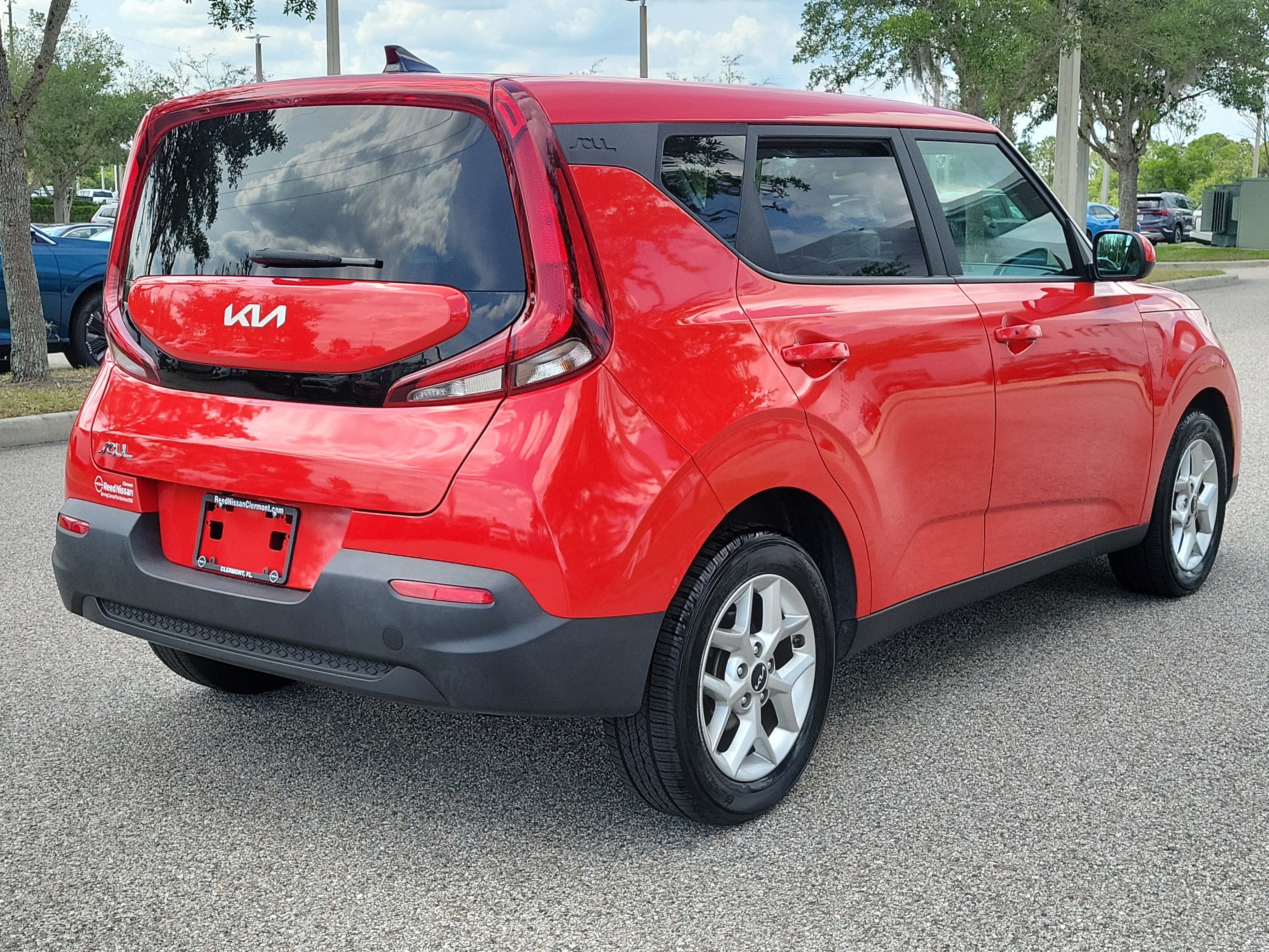 Used 2022 Kia Soul S FWD image 5