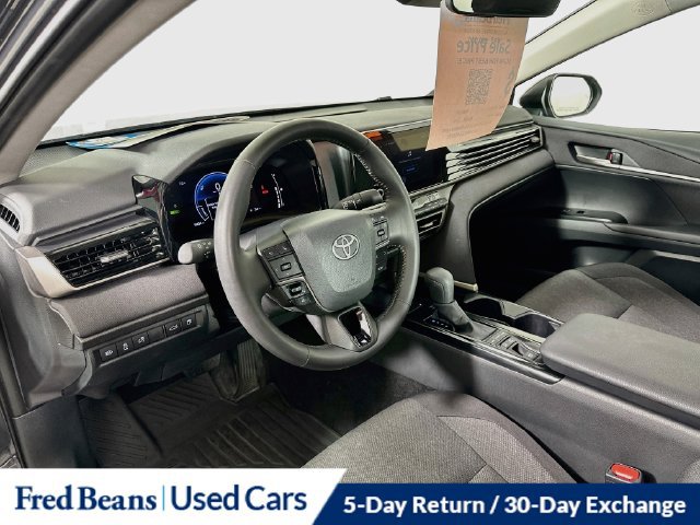 Used 2026 Toyota Camry LE w/ Convenience Package FWD image 13