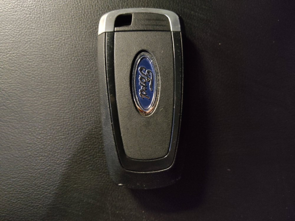 Used 2022 Ford Explorer XLT w/ Equipment Group 202A image 32