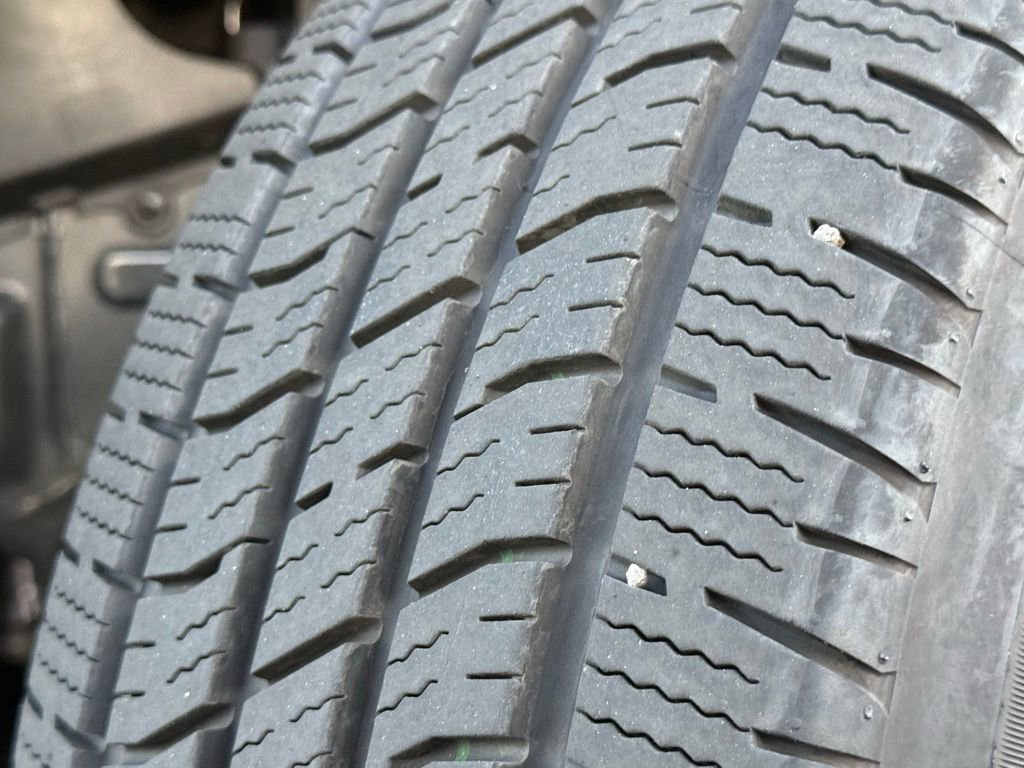 Used 2025 Toyota Tacoma SR5 image 43