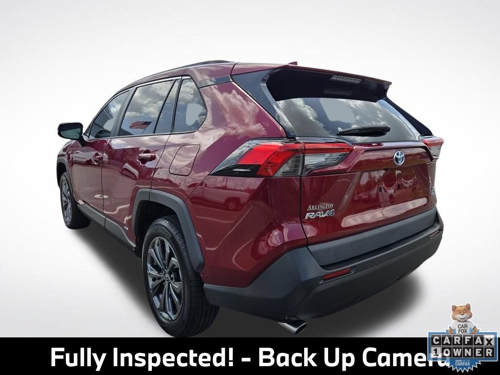 Used 2022 Toyota RAV4 XLE Premium AWD/4WD image 5