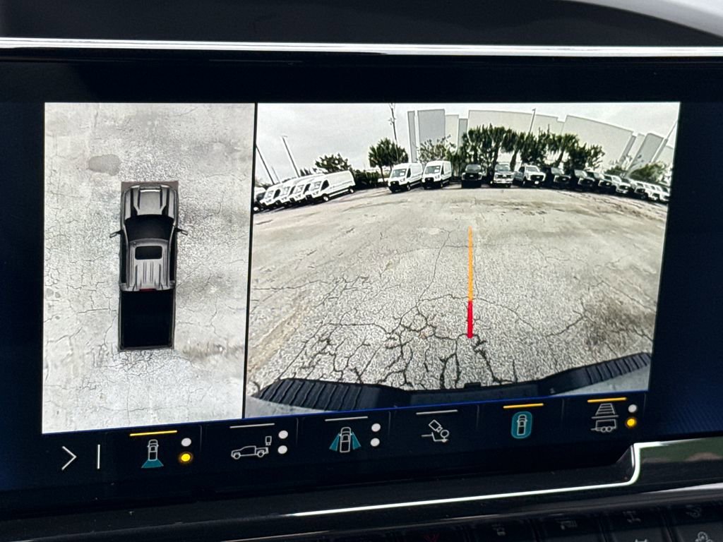 Used 2024 Chevrolet Silverado 2500 ZR2 w/ Technology Package image 22