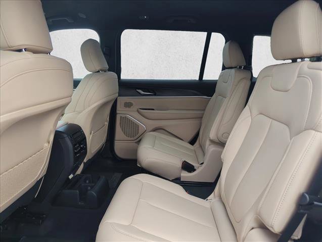New 2026 Jeep Grand Cherokee L Limited RWD image 13