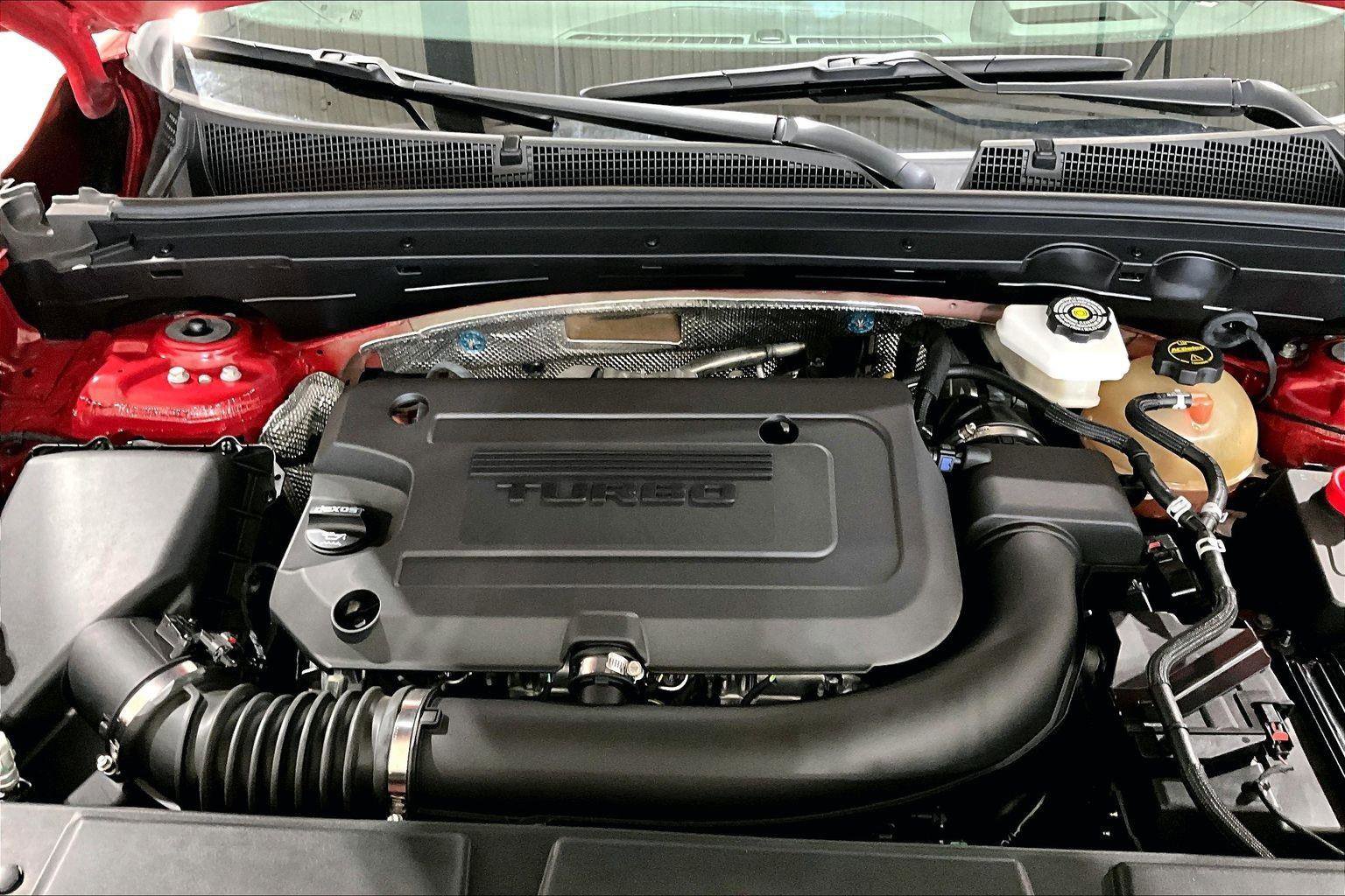 Certified 2025 Buick Envision Sport Touring image 10